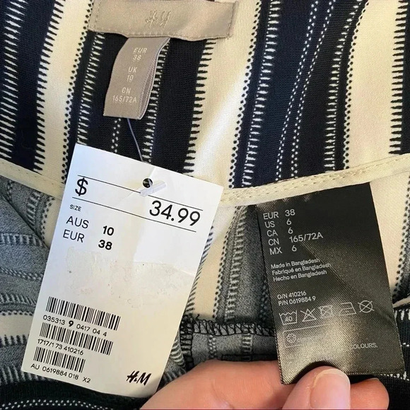 NWT H&M High Waist Navy Striped Wide  Leg Shorts Tie Belt Waist - Picture 11 of 16